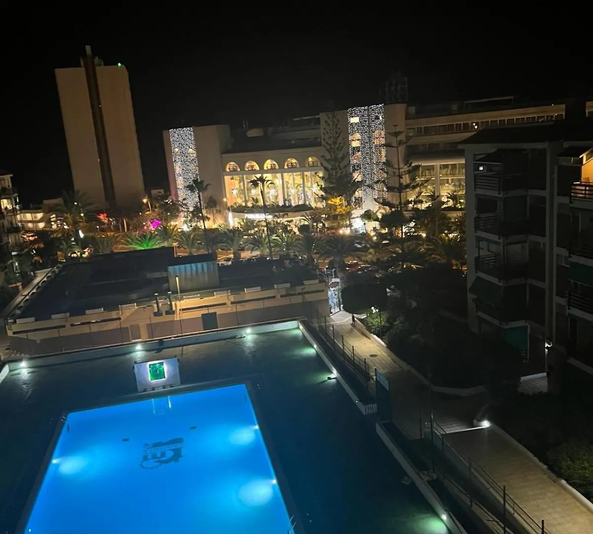 Penthouse-Complex Cristimar location
